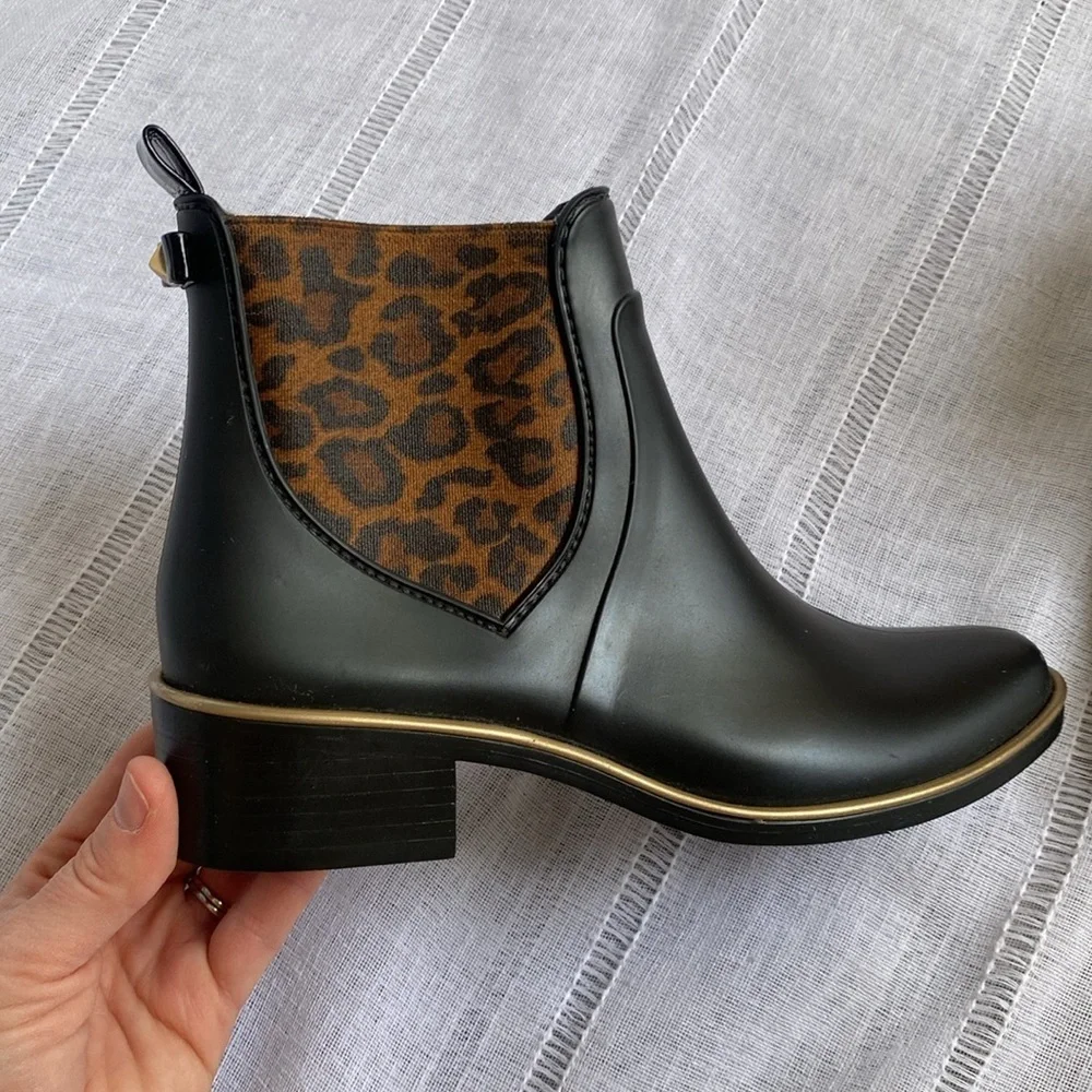 Kate Spade Sedgewick Domina Leopard Print Chelsea Ankle Boots.